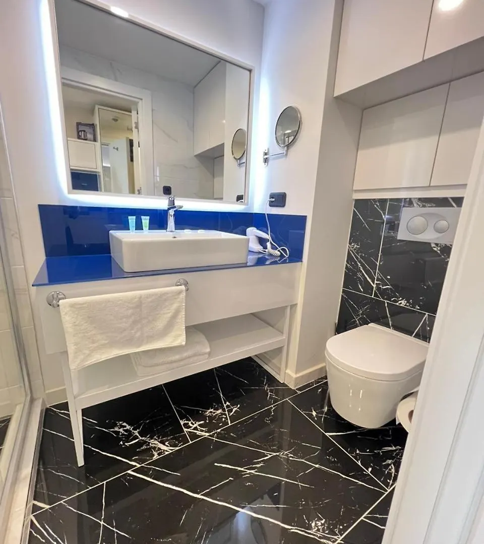 Vip Apartment N15 Batumi 0*,